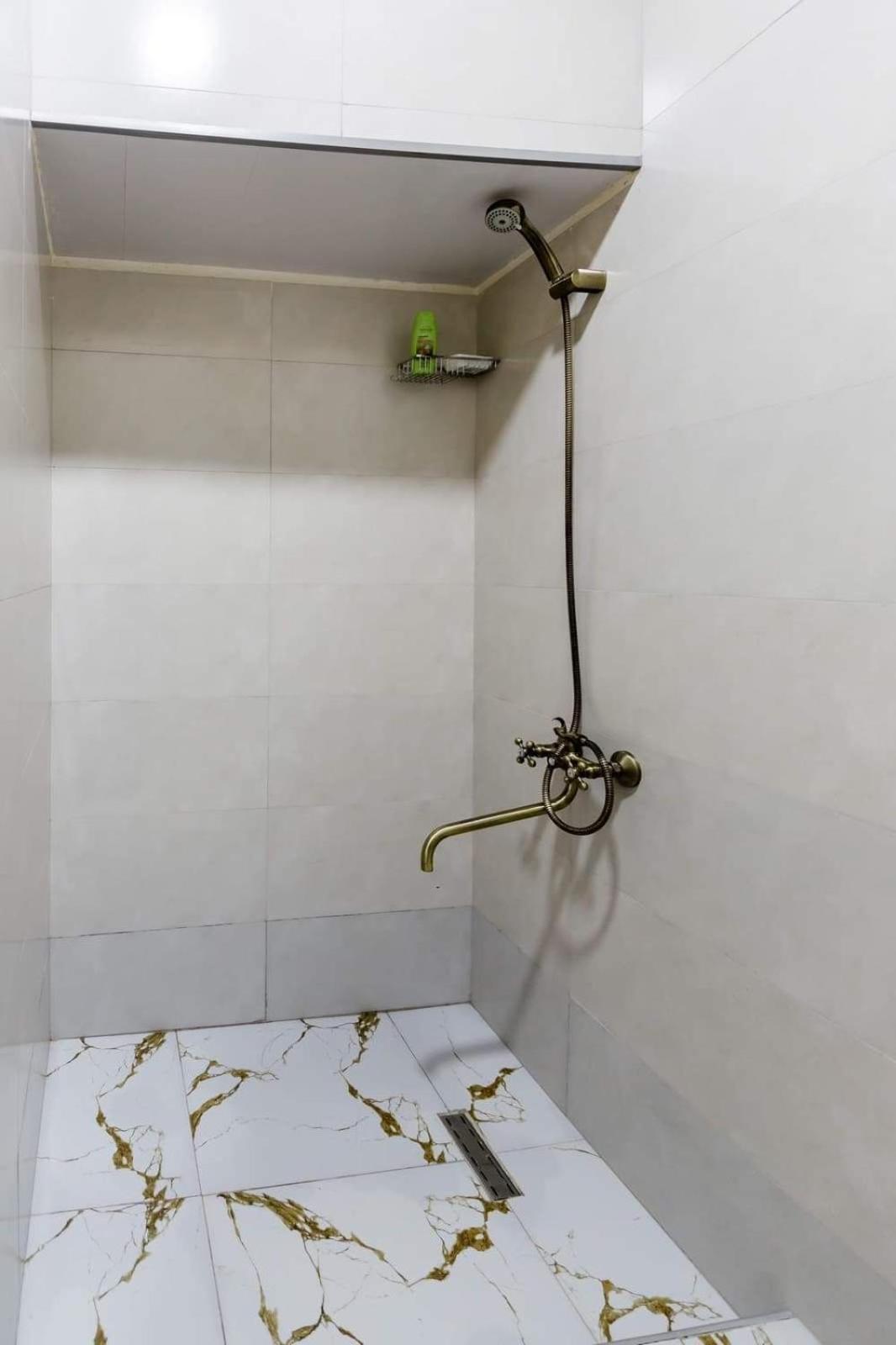 Nina'S Apartaments Tbilisi Exterior photo